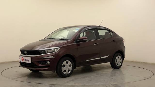 https://images10.gaadi.com/usedcar_image/4357087/original/4b32ac5e7ed2712e0b8f90104ffd3382.JPG?imwidth=6400