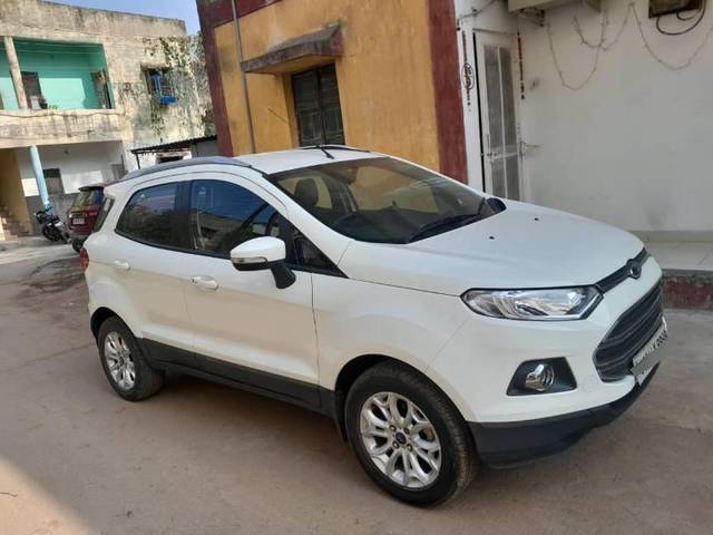 https://images10.gaadi.com/usedcar_image/4357131/original/processed_63541742-ddad-45fe-b351-25adb44c0524.jpg?imwidth=6400