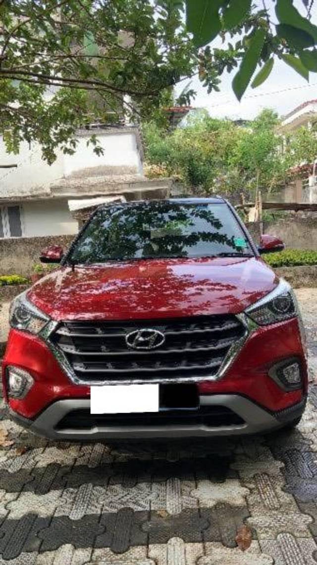 https://images10.gaadi.com/usedcar_image/4357295/original/processed_b9657b1c-d2ff-46cd-8f6d-0caaeed086d6.jpeg?imwidth=6400