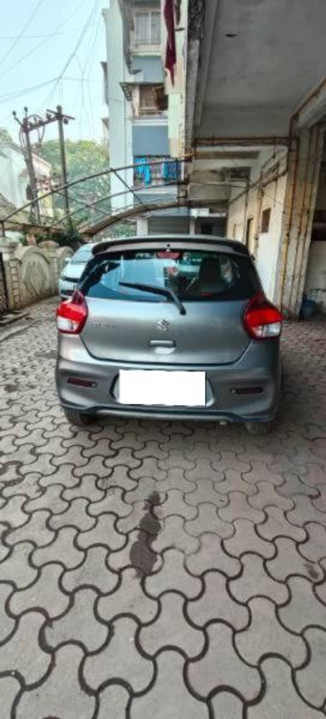 https://images10.gaadi.com/usedcar_image/4357382/original/processed_82f63d15-2342-47dd-8dd1-a76ddcca2c7b.jpg?imwidth=6401