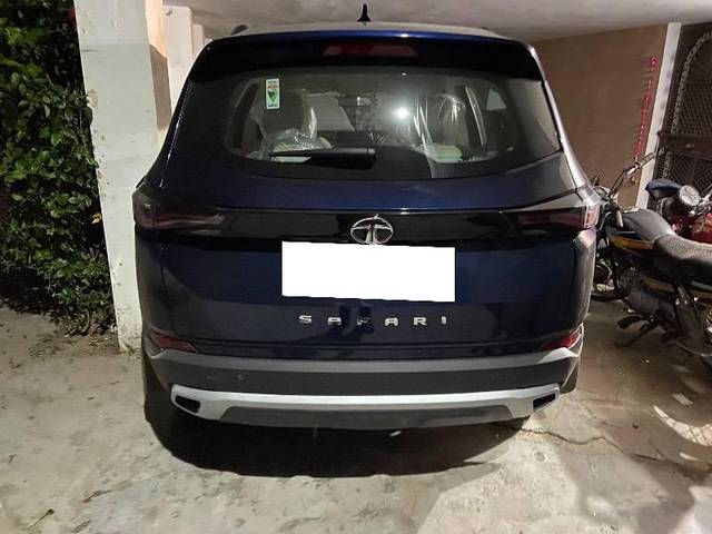 https://images10.gaadi.com/usedcar_image/4357483/original/processed_288cf340-ccb2-4a68-9bc7-1b6185099c0c.jpeg?imwidth=6401