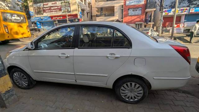 https://images10.gaadi.com/usedcar_image/4357554/original/fbd82db31c764bf22a00d57da0f0519c.jpeg?imwidth=6402