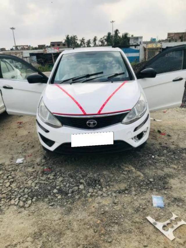 https://images10.gaadi.com/usedcar_image/4357574/original/bb78d654ca7a68f9e7549cedd8de5001.jpg?imwidth=6400