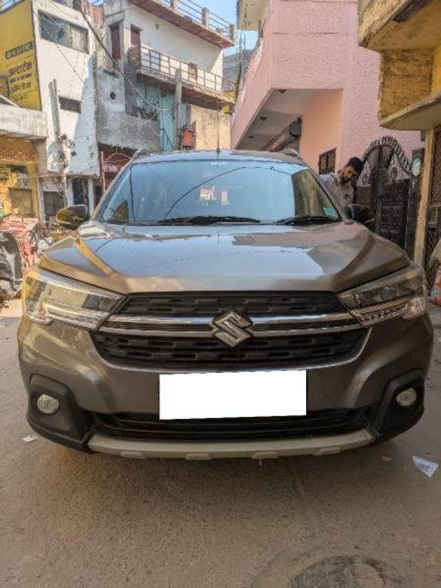 https://images10.gaadi.com/usedcar_image/4357585/original/7bc1c2ac7374a3e113e8ce80ab2fc2cf.jpg?imwidth=6400