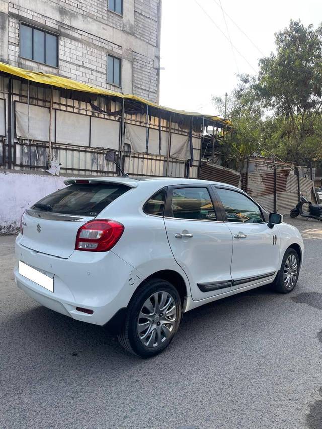 https://images10.gaadi.com/usedcar_image/4357595/original/processed_124ceba65e83da2b9047134cb2862f9c.jpg?imwidth=6401