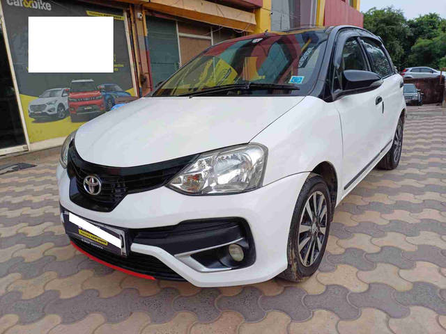 https://images10.gaadi.com/usedcar_image/4357669/original/processed_62648e2323b09d49b343f45aac95245c.png?imwidth=6402