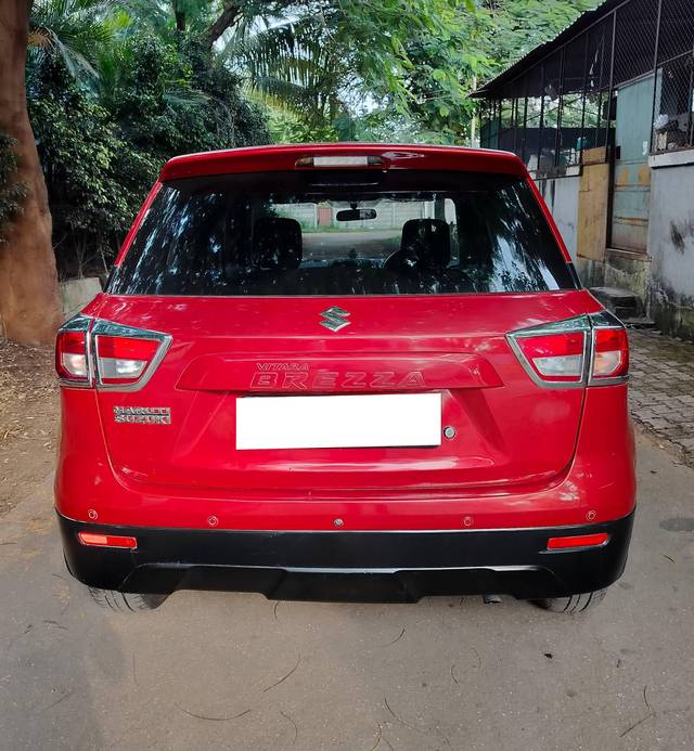 https://images10.gaadi.com/usedcar_image/4357763/original/processed_ca9ff22130e487c078a2011741c81332.jpg?imwidth=6401