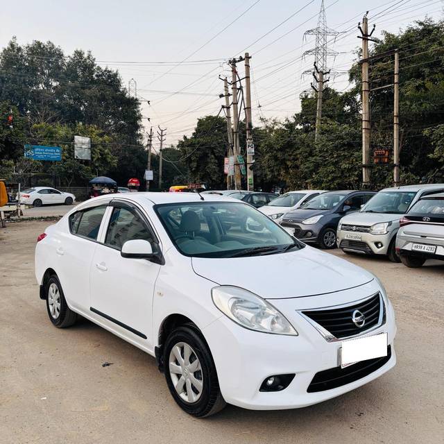 https://images10.gaadi.com/usedcar_image/4357780/original/processed_5f19db7a0b3c73ee0dd4141a0d7ec2d0.jpg?imwidth=6400