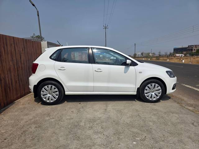 https://images10.gaadi.com/usedcar_image/4357792/original/processed_8652b487889350591cf1ee96ffe7e9ab.jpg?imwidth=6401