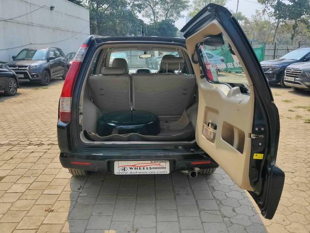 https://images10.gaadi.com/usedcar_image/4357894/original/processed_39ee55d1d2c154f1d863d56bf5533678.jpeg?imwidth=6402