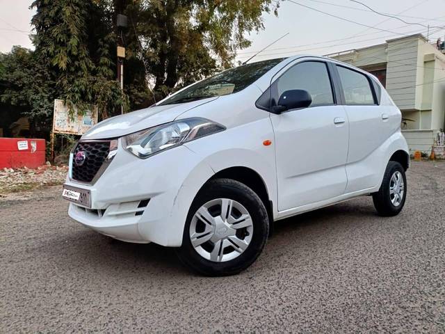 https://images10.gaadi.com/usedcar_image/4357951/original/processed_d7bb9f7222e6792156dd0d6a322484f1.jpg?imwidth=6400