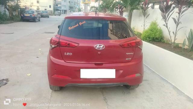 https://images10.gaadi.com/usedcar_image/4357973/original/processed_e55fc1ff916b8996fab81ef58c0b852c.jpg?imwidth=6401