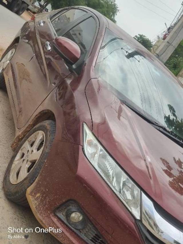 https://images10.gaadi.com/usedcar_image/4358187/original/processed_887fcad5-77f5-4a5d-8cba-bb48a6c1fbe4.jpeg?imwidth=6400