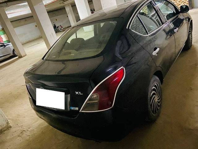 https://images10.gaadi.com/usedcar_image/4358190/original/502e9e09c89639e1b551f7bc7d507463.jpeg?imwidth=6402