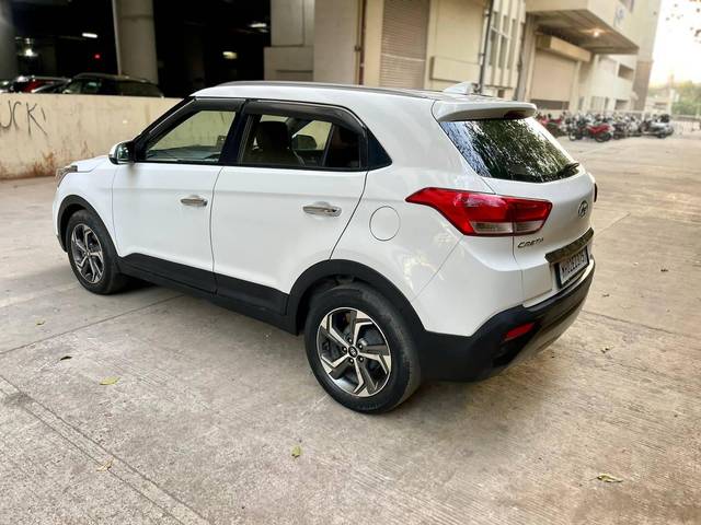 https://images10.gaadi.com/usedcar_image/4358200/original/processed_a2126a855d2acb75c5d89043e5045732.jpg?imwidth=6401