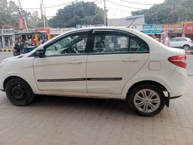 https://images10.gaadi.com/usedcar_image/4358213/original/processed_dd1de361-8384-44c8-b973-346c59ebc58f.jpg?imwidth=6402