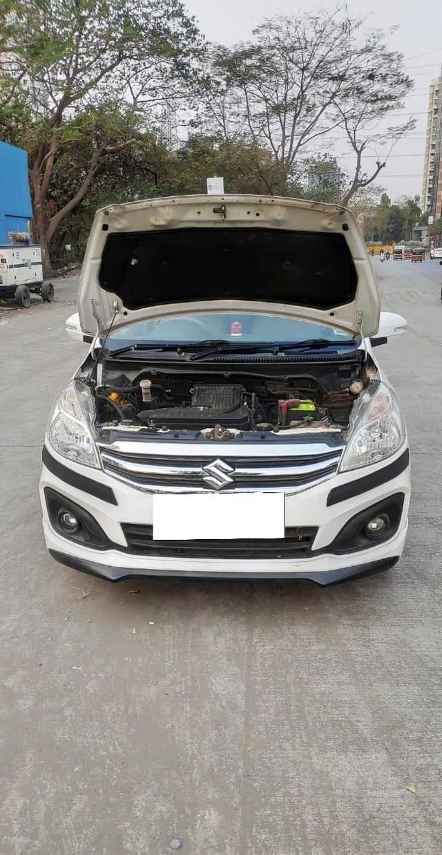 https://images10.gaadi.com/usedcar_image/4358219/original/processed_55e7ae3e641679ddde7ddf3cb48ad830.jpg?imwidth=6400