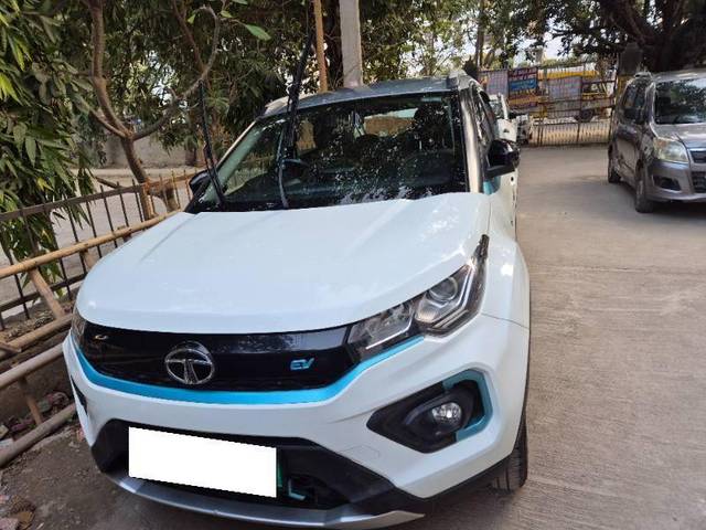 https://images10.gaadi.com/usedcar_image/4358251/original/3200e1c83e106daa6caa33aaf6a00fa7.jpg?imwidth=6400