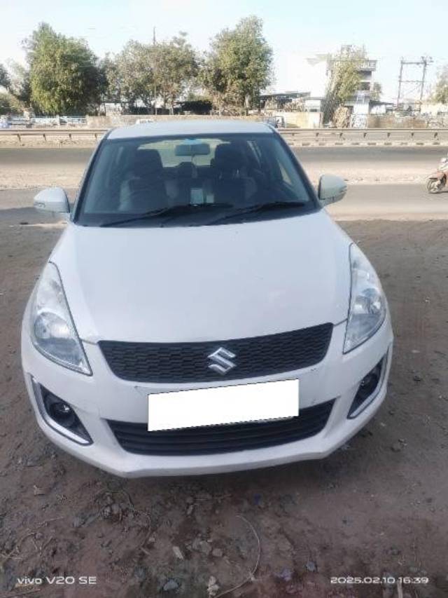 https://images10.gaadi.com/usedcar_image/4358300/original/processed_01535b85-7b91-4782-90f9-d48b8042258e.jpg?imwidth=6400