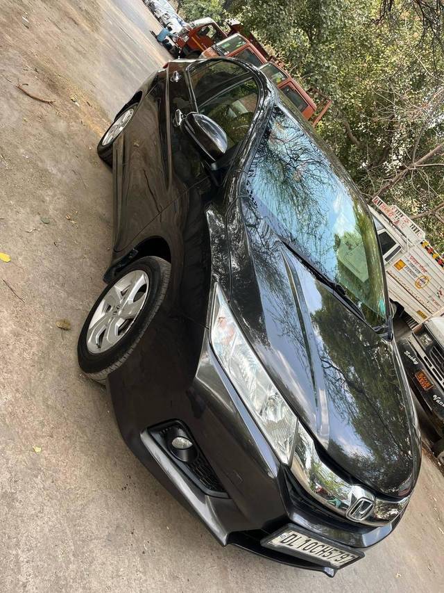 https://images10.gaadi.com/usedcar_image/4358315/original/processed_0d7517b316fade13d5ff67329ac97a9f.jpg?imwidth=6402