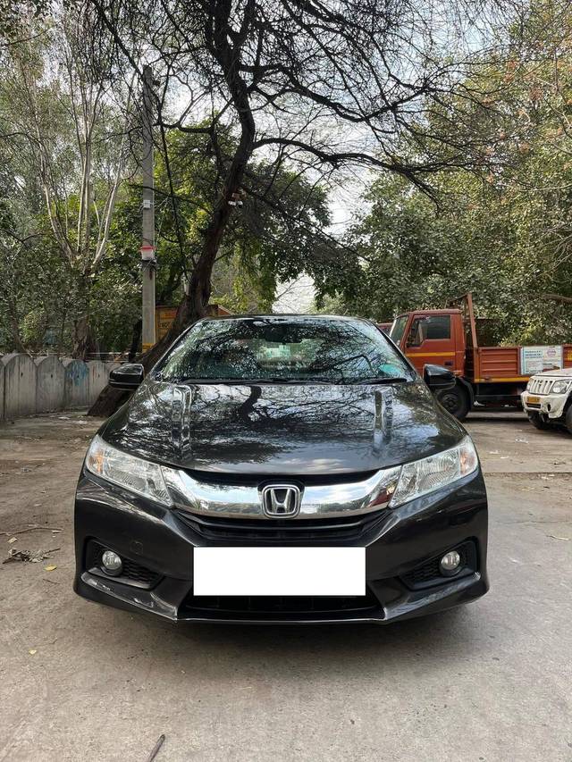 https://images10.gaadi.com/usedcar_image/4358315/original/processed_5189265589491de3adcfe2af57489d34.jpg?imwidth=6400