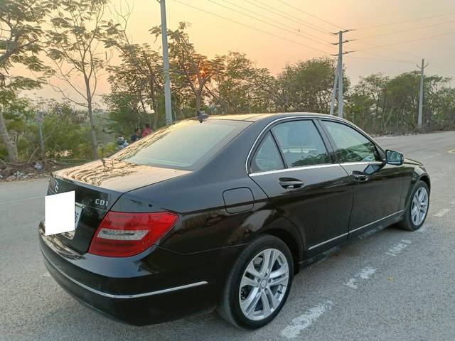 https://images10.gaadi.com/usedcar_image/4358353/original/processed_67d461ea53d716108e61b3f728ab497e.jpg?imwidth=6402