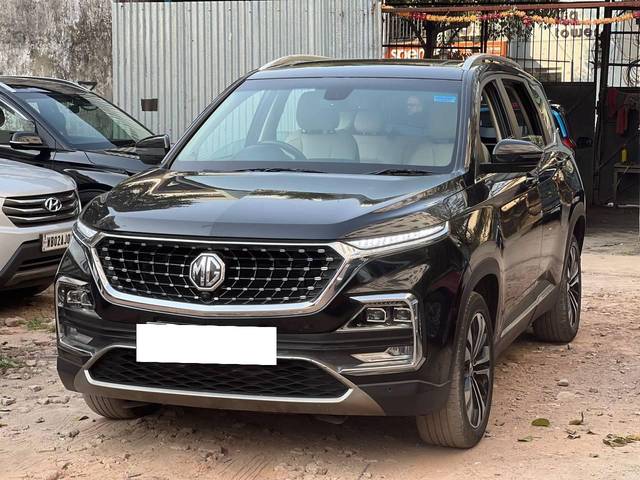 https://images10.gaadi.com/usedcar_image/4358384/original/processed_0edaf6ef31537b4da8d18cab12bb0d7a.jpg?imwidth=6402