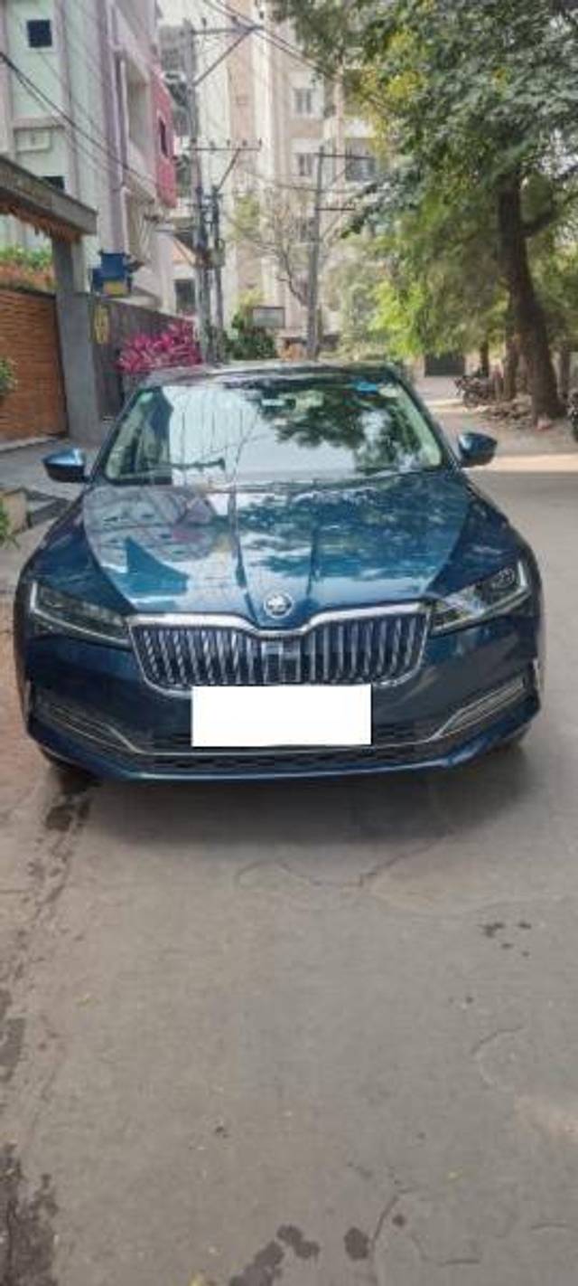 https://images10.gaadi.com/usedcar_image/4358446/original/cd1a26b763096987b721d31ae295f7fc.jpeg?imwidth=6400