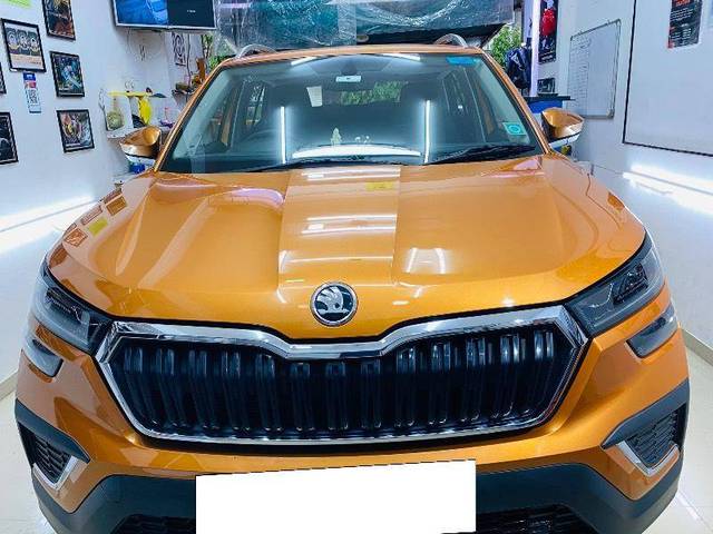 https://images10.gaadi.com/usedcar_image/4358484/original/2f6fd2c62bfbd139102a0a0433c7e0fa.jpeg?imwidth=6400