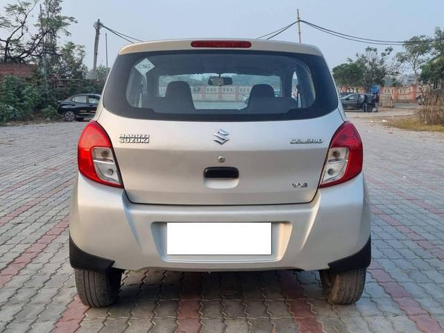 https://images10.gaadi.com/usedcar_image/4358685/original/processed_497dd34dba1a6ebe7c70e78caac865bd.jpg?imwidth=6402