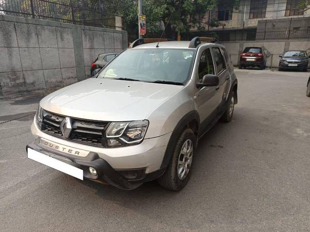 https://images10.gaadi.com/usedcar_image/4358720/original/processed_d9eb8fe02925bc682e540da2b673f3e7.jpg?imwidth=6402