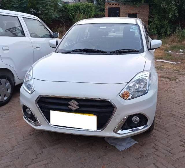 https://images10.gaadi.com/usedcar_image/4358767/original/processed_019a9518-9319-4ea6-bf01-5fe0b5d64a82.jpg?imwidth=6400