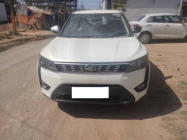 https://images10.gaadi.com/usedcar_image/4358788/original/processed_f4f72303-7344-4edc-aa48-9c1f56054650.jpg?imwidth=6400