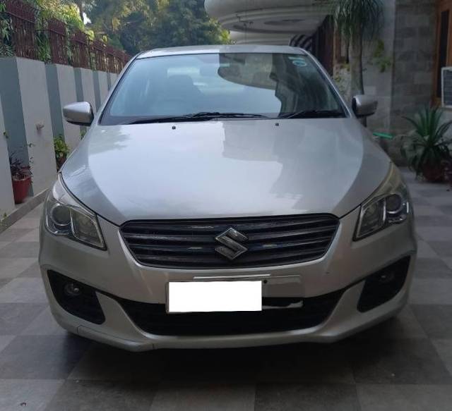 https://images10.gaadi.com/usedcar_image/4358857/original/processed_6e9f38f3-120b-4896-af92-cb0624bd12c5.jpg?imwidth=6402