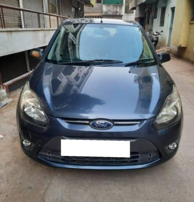 https://images10.gaadi.com/usedcar_image/4359041/original/processed_3ed7d4b2-3560-46e8-b61e-b33d51377e1e.jpg?imwidth=6401