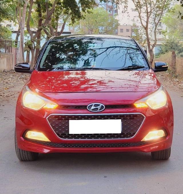 https://images10.gaadi.com/usedcar_image/4359046/original/processed_512ad14f8f0071433fd73877b1a23c1f.jpg?imwidth=6402