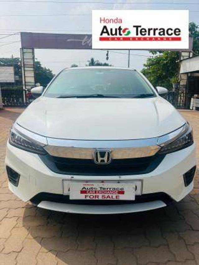 https://images10.gaadi.com/usedcar_image/4359124/original/ed65325d2c87e326b0af39e5526a430e.jpg?imwidth=6400