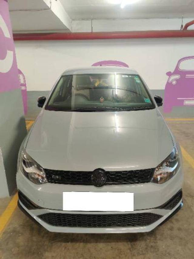 https://images10.gaadi.com/usedcar_image/4359229/original/f3e4b5ec3506ac8182e757f9c7497267.jpg?imwidth=6400