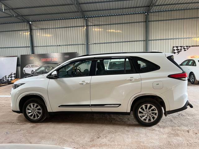 https://images10.gaadi.com/usedcar_image/4359240/original/processed_578916971d19d8101104c3e6a0f37c13.jpg?imwidth=6402