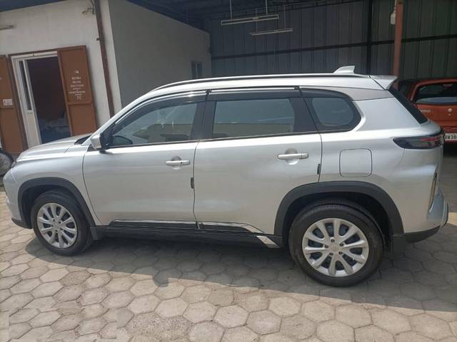 https://images10.gaadi.com/usedcar_image/4359249/original/processed_d76def69bea01283668a10f5edc3a757.jpg?imwidth=6402