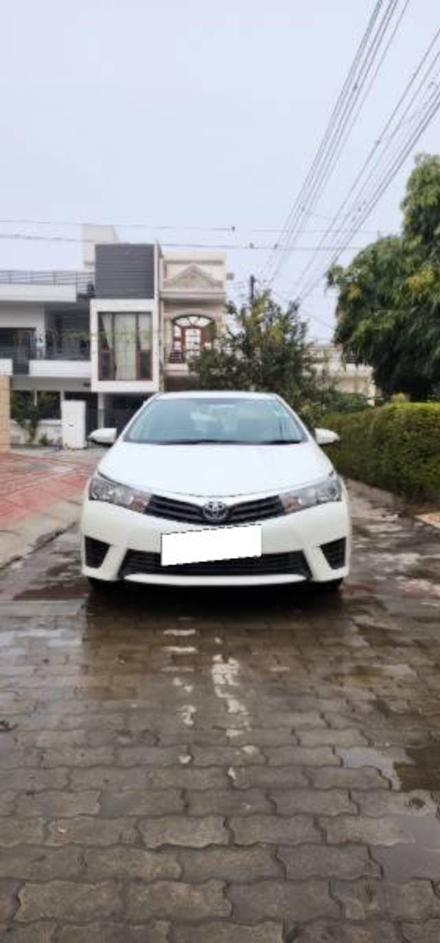 https://images10.gaadi.com/usedcar_image/4359272/original/processed_ec50f3a9-a619-4319-a88c-6c6026321410.jpg?imwidth=6400