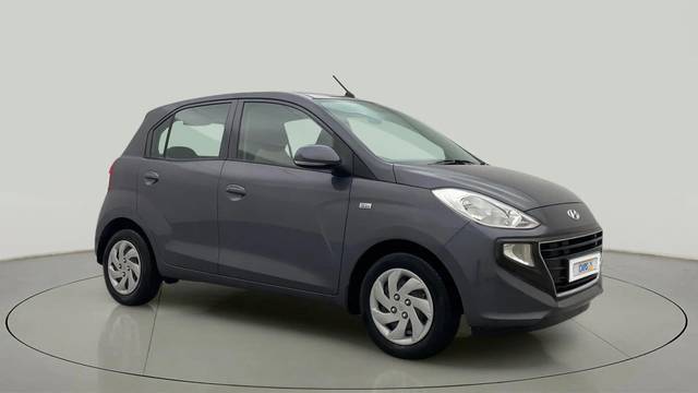 https://images10.gaadi.com/usedcar_image/4359309/original/6b90fb5d5fd0ff1e5a59ad24d7ce2cf2.jpg?imwidth=6400