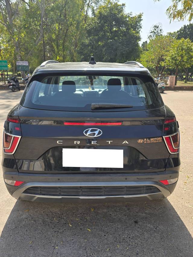 https://images10.gaadi.com/usedcar_image/4359399/original/processed_aff6ac8765002a6264a1c625d86a3717.jpg?imwidth=6402