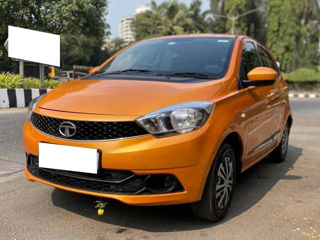 https://images10.gaadi.com/usedcar_image/4359442/original/processed_493dc53cea85dad970fc6473e691f11e.jpg?imwidth=6400