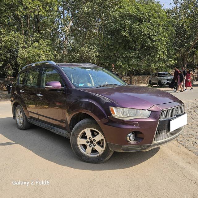 https://images10.gaadi.com/usedcar_image/4359475/original/processed_294cf1b16108e219d7b5f670aa7957f4.jpg?imwidth=6400