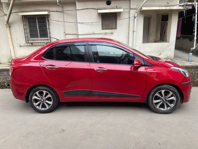 https://images10.gaadi.com/usedcar_image/4359524/original/be32cc1a42ca35f987da3e7a09dea99c.jpg?imwidth=6402