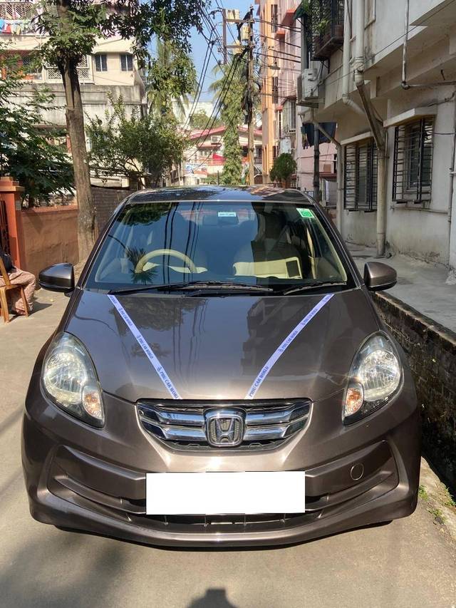 https://images10.gaadi.com/usedcar_image/4359525/original/processed_4d2ae2fd029a0bee254119911b58f923.jpg?imwidth=6400