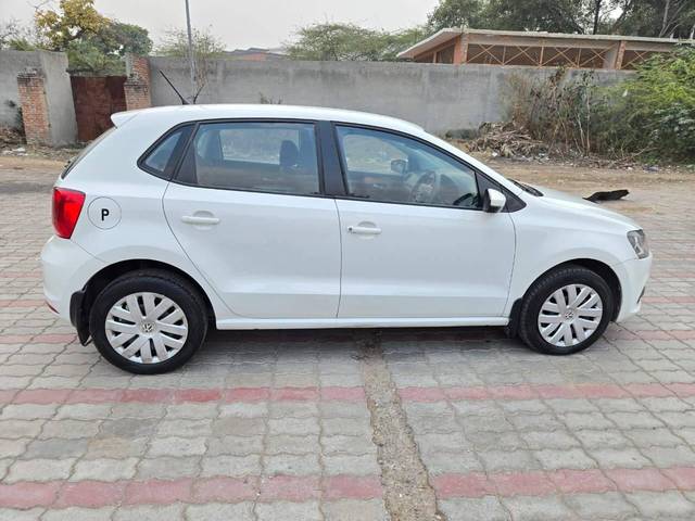 https://images10.gaadi.com/usedcar_image/4359606/original/processed_6244219b6bdd80c40eb79745da207807.jpg?imwidth=6401