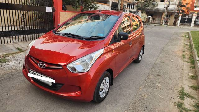 https://images10.gaadi.com/usedcar_image/4359609/original/processed_6ac1576337c4d0f433b95b050a19621a.jpg?imwidth=6400