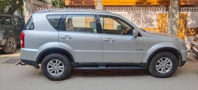 https://images10.gaadi.com/usedcar_image/4359626/original/processed_0c299355d93caa4120588ec13eaa5716.jpg?imwidth=6401